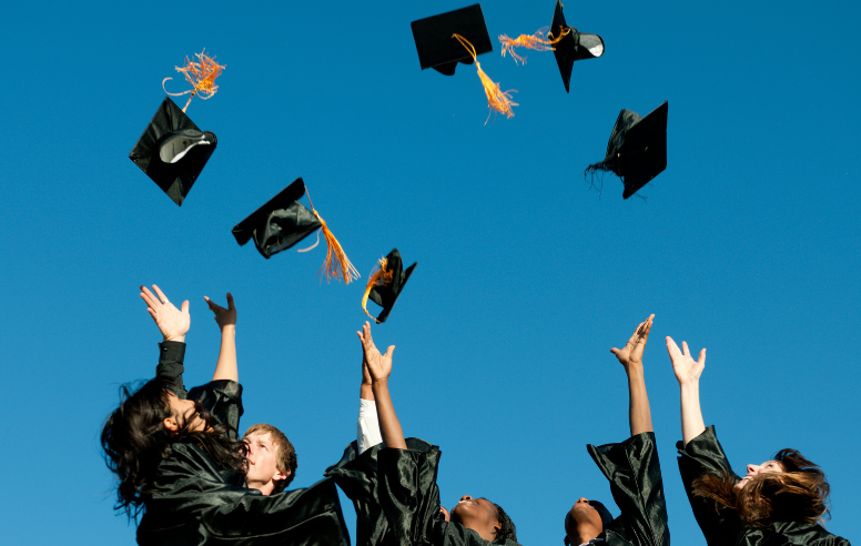 graduation_caps-gowns